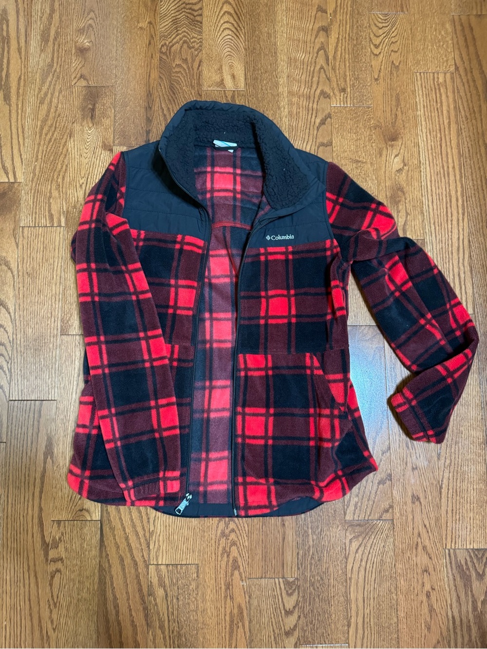 Columbia Womens Red & Black Plaid Fleece Jacket